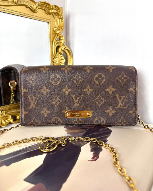 Louis Vuitton Wallet On Chain Lily - Brown - View 1