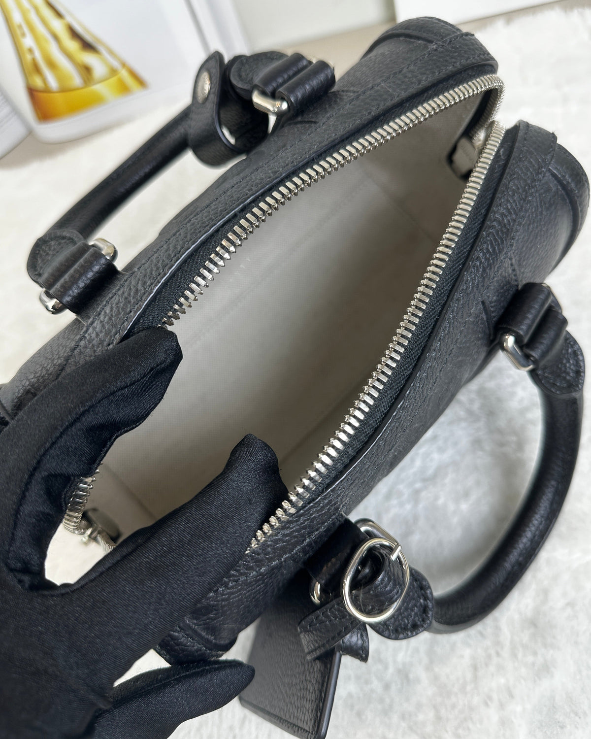 Gucci Jumbo GG Mini Duffle Bag - Black - View 6