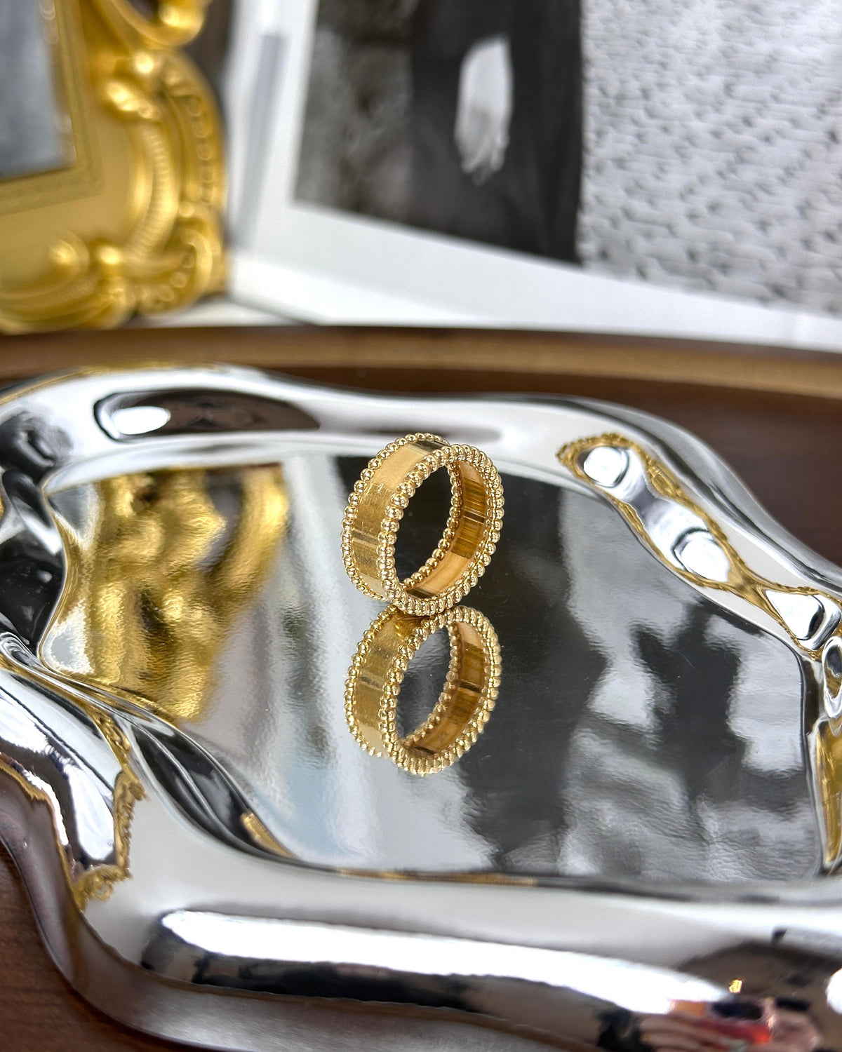 Van Cleef & Arpels Perlée Signature Ring - Yellow Gold - View 1