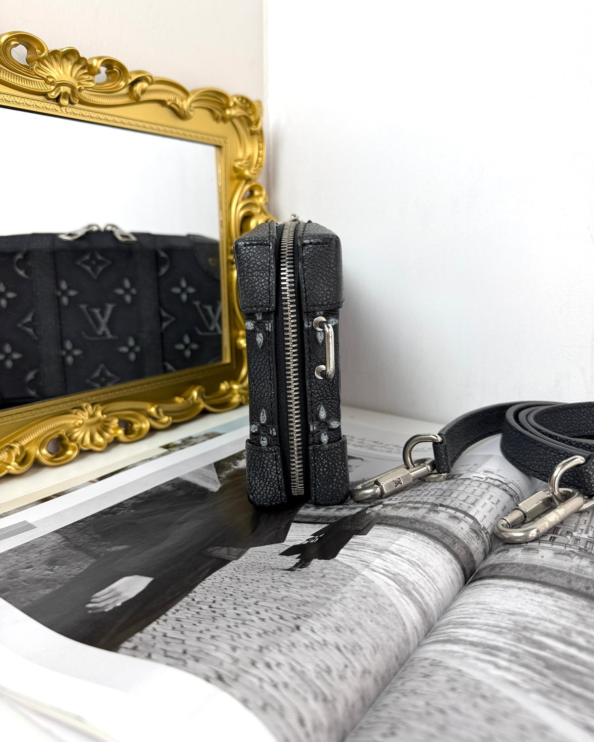 Louis Vuitton Soft Trunk Wallet - Black - View 4