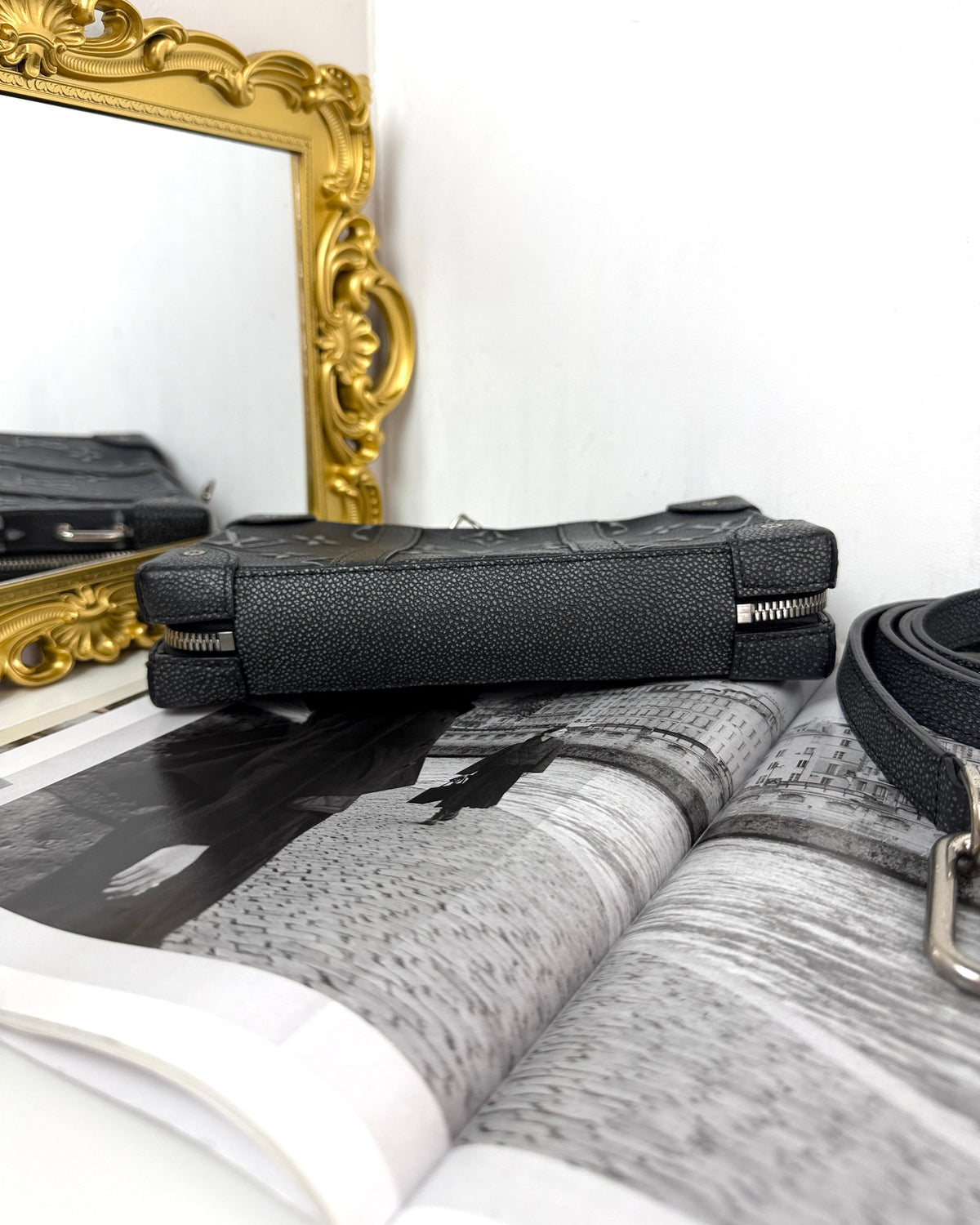 Louis Vuitton Soft Trunk Wallet - Black - View 5