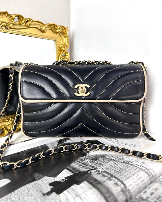 Chanel Bicolor Chevron Contrast Stitch East West Flap Bag - View 1