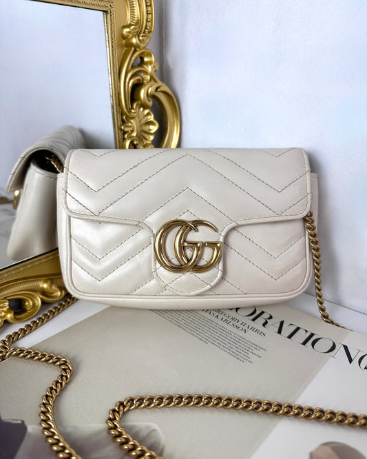Gucci GG Marmont Matelassé Leather Super Mini Bag - White - View 1