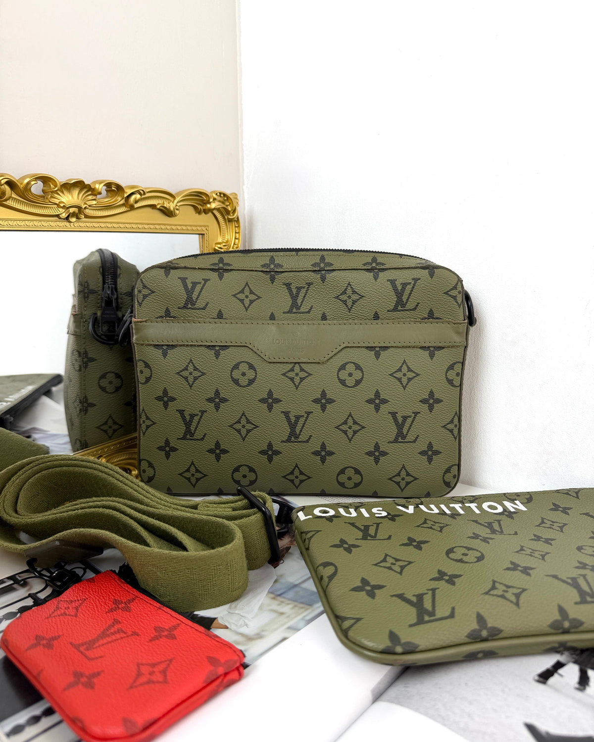 Louis Vuitton Trio Messenger - Khaki Green - View 1