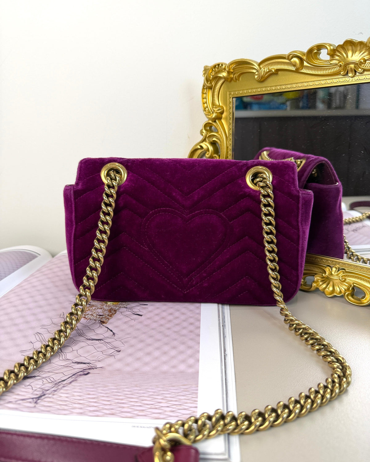 Gucci GG Marmont Small Matelassé Velvet Shoulder Bag - Rubin - View 2