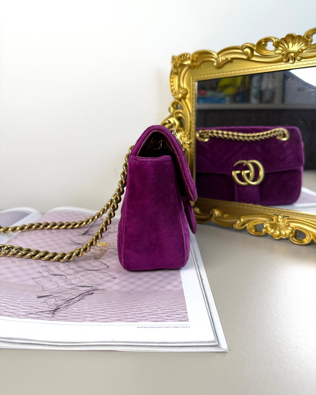 Gucci GG Marmont Small Matelassé Velvet Shoulder Bag - Rubin - View 3