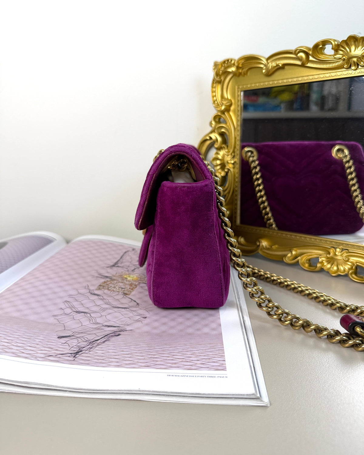 Gucci GG Marmont Small Matelassé Velvet Shoulder Bag - Rubin - View 4