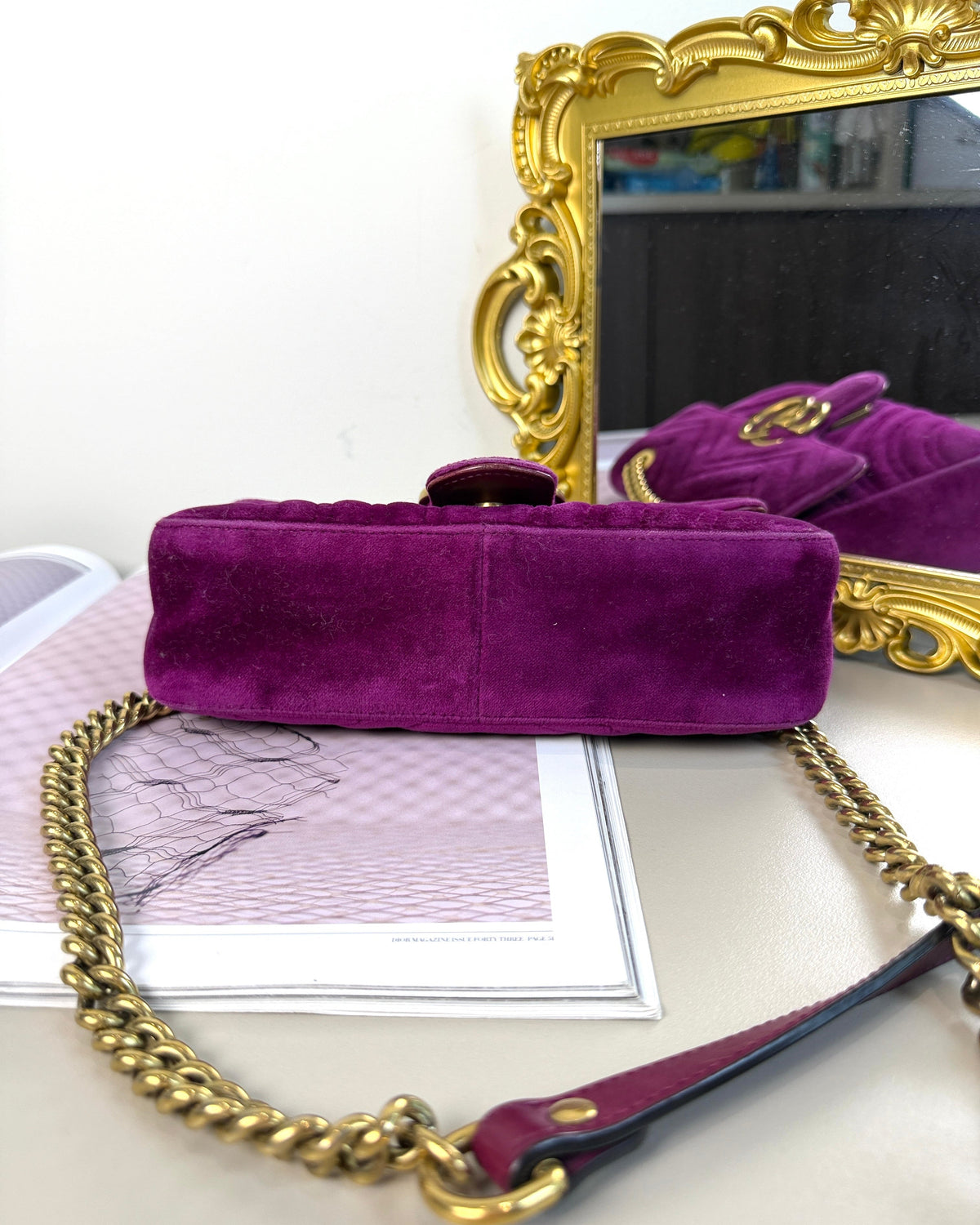 Gucci GG Marmont Small Matelassé Velvet Shoulder Bag - Rubin - View 5