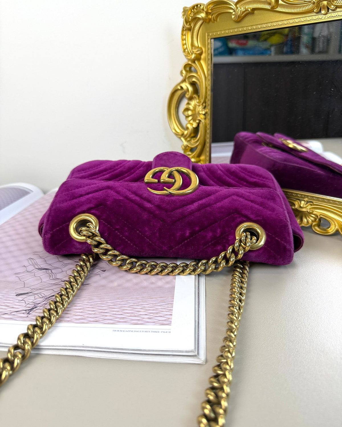 Gucci GG Marmont Small Matelassé Velvet Shoulder Bag - Rubin - View 6