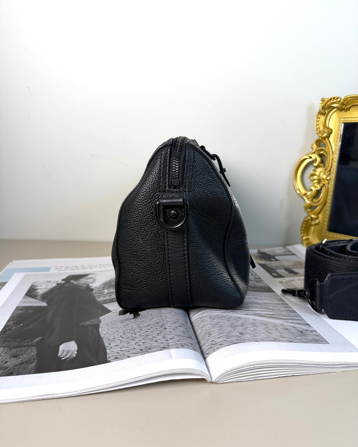 Louis Vuitton City Keepall Bag - Noir - View 3