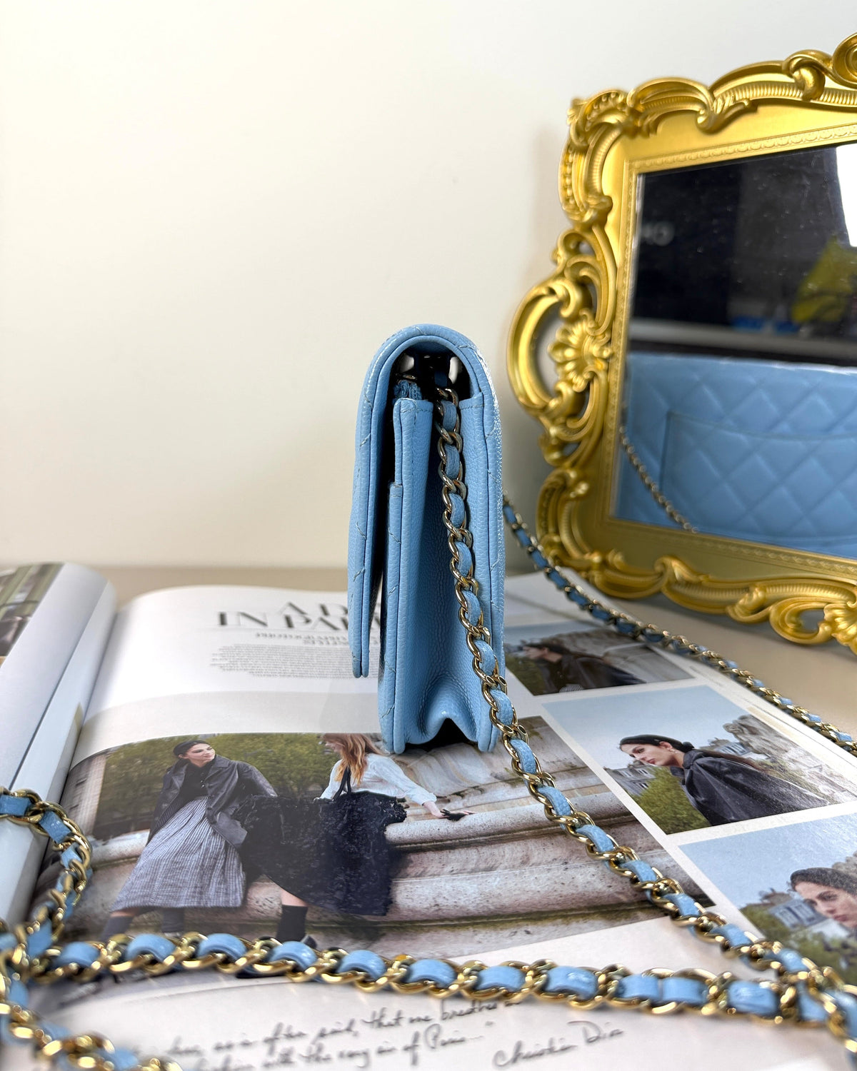 Chanel Classic Wallet On Chain - Light Blue - View 4