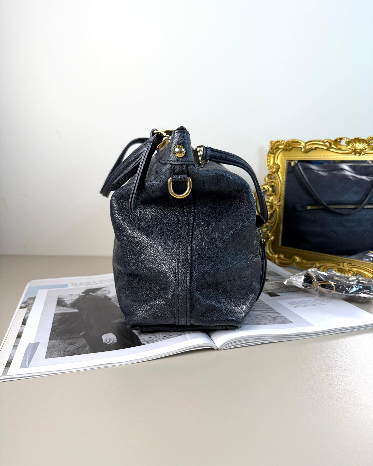 Louis Vuitton Bastille MM Bag - Black - View 3