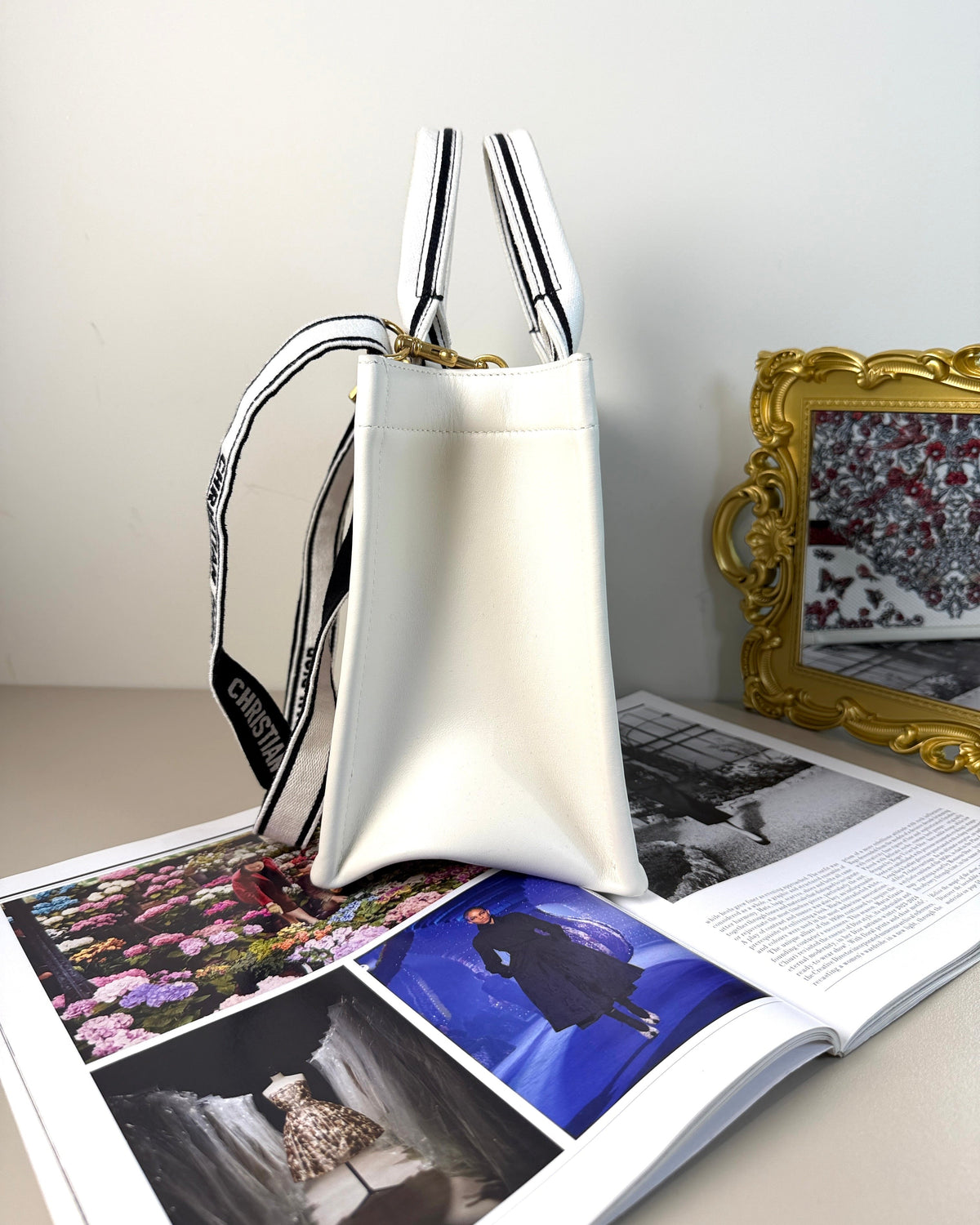 Dior Dioramour Dior Book Tote - View 4