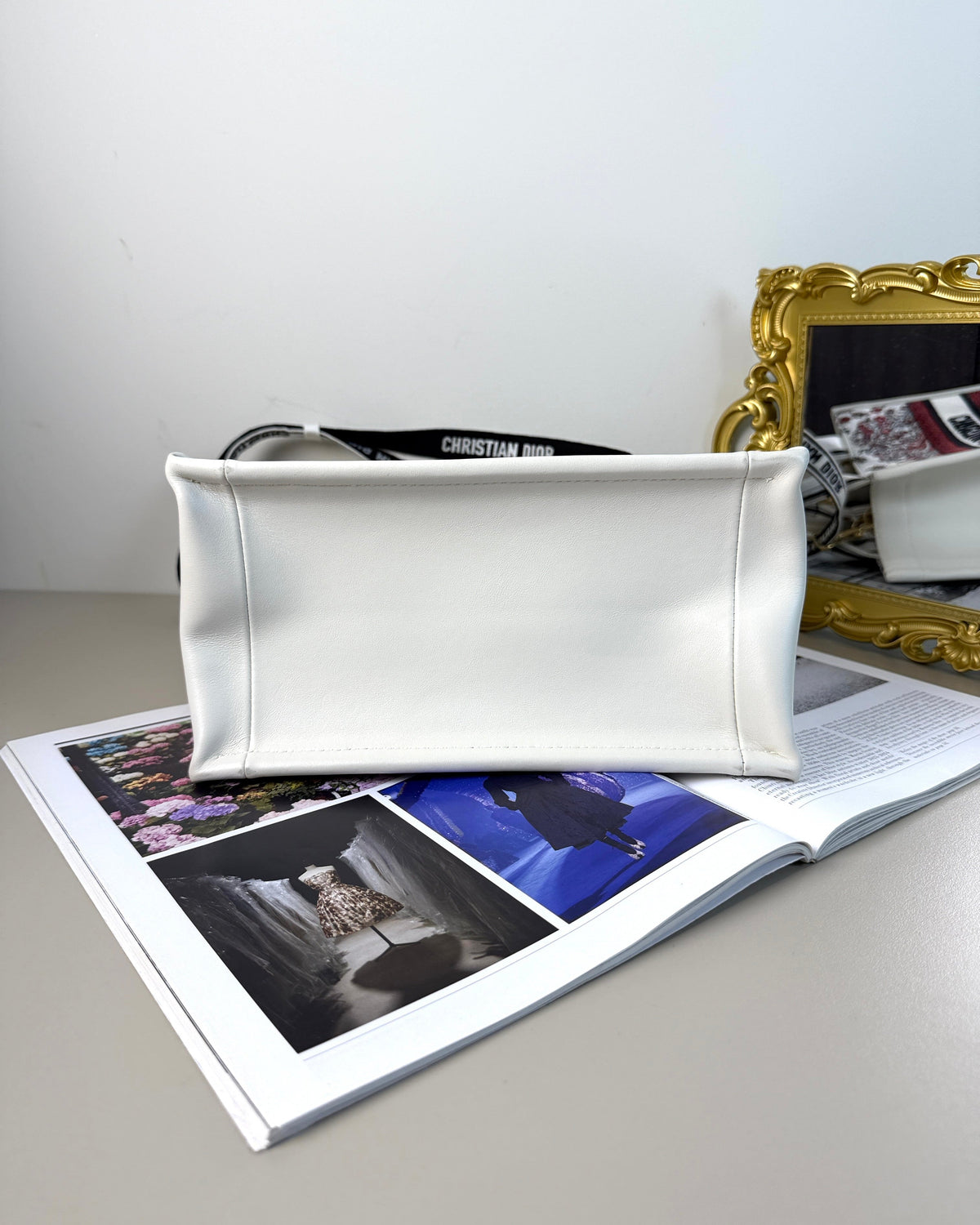 Dior Dioramour Dior Book Tote - View 5