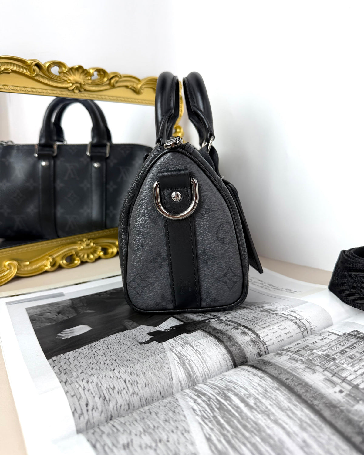 Louis Vuitton Keepall Bandoulière 25 Bag - Monogram Eclipse - View 4