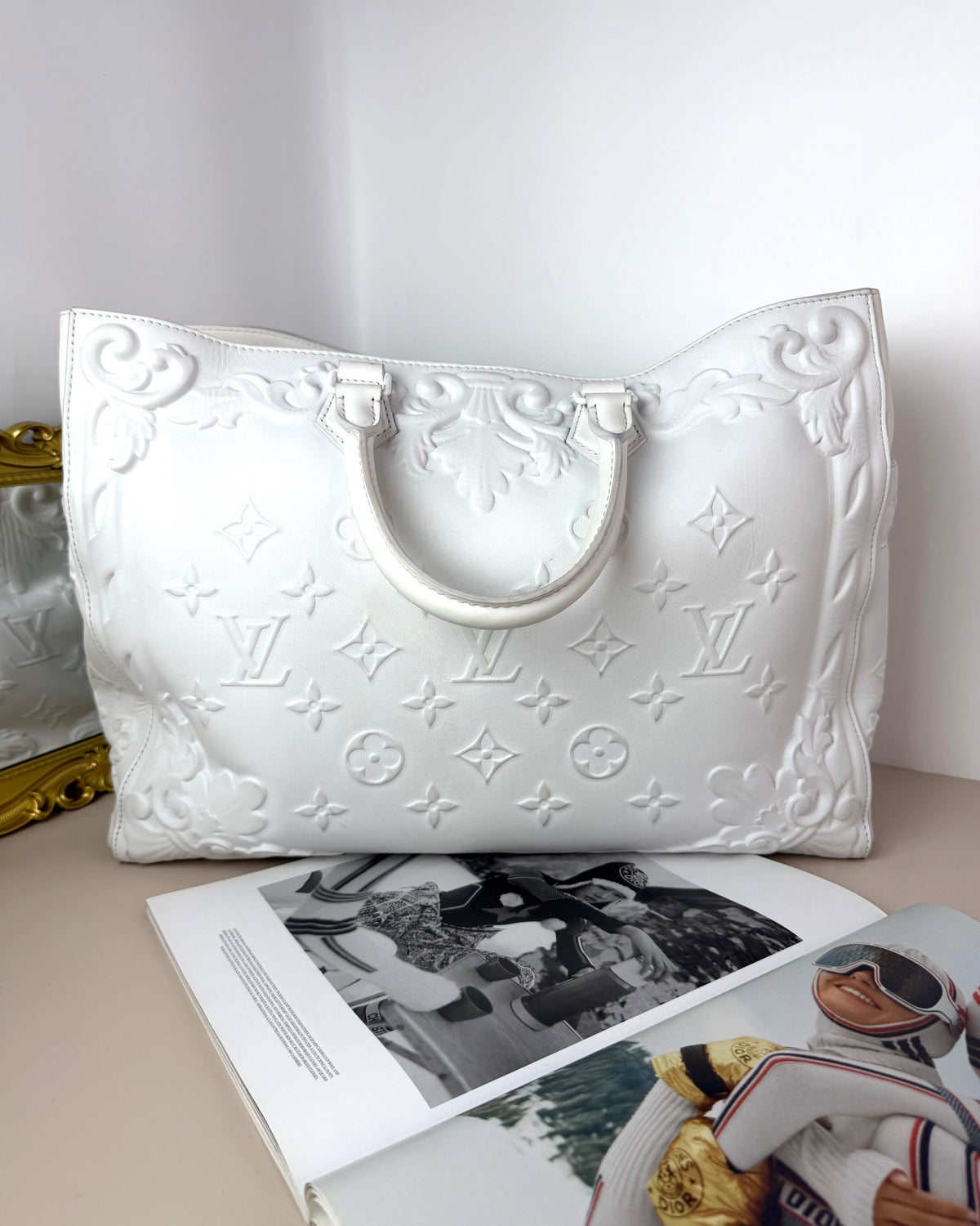 Louis Vuitton Sac Plat 24H Bag - Optic White - View 2