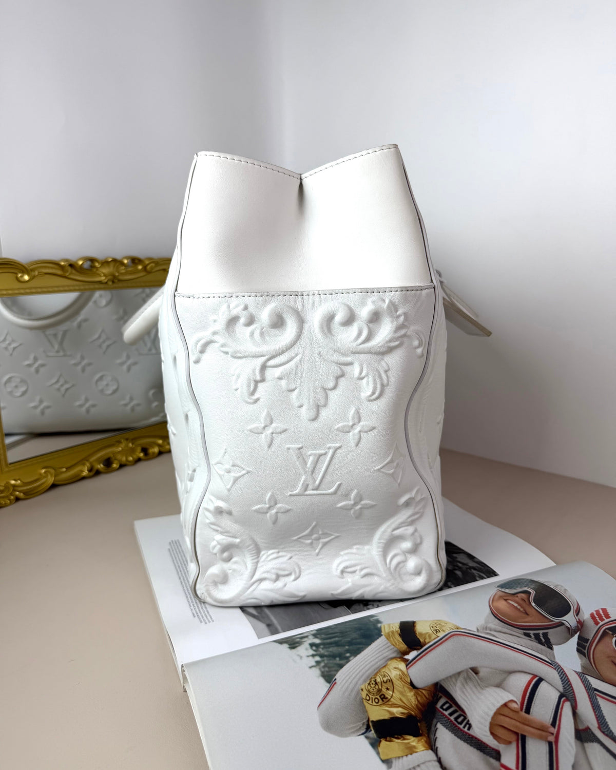 Louis Vuitton Sac Plat 24H Bag - Optic White - View 3
