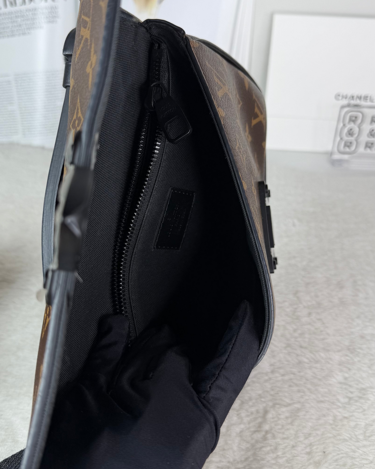 Louis Vuitton S Lock Sling Bag - Brown - View 6