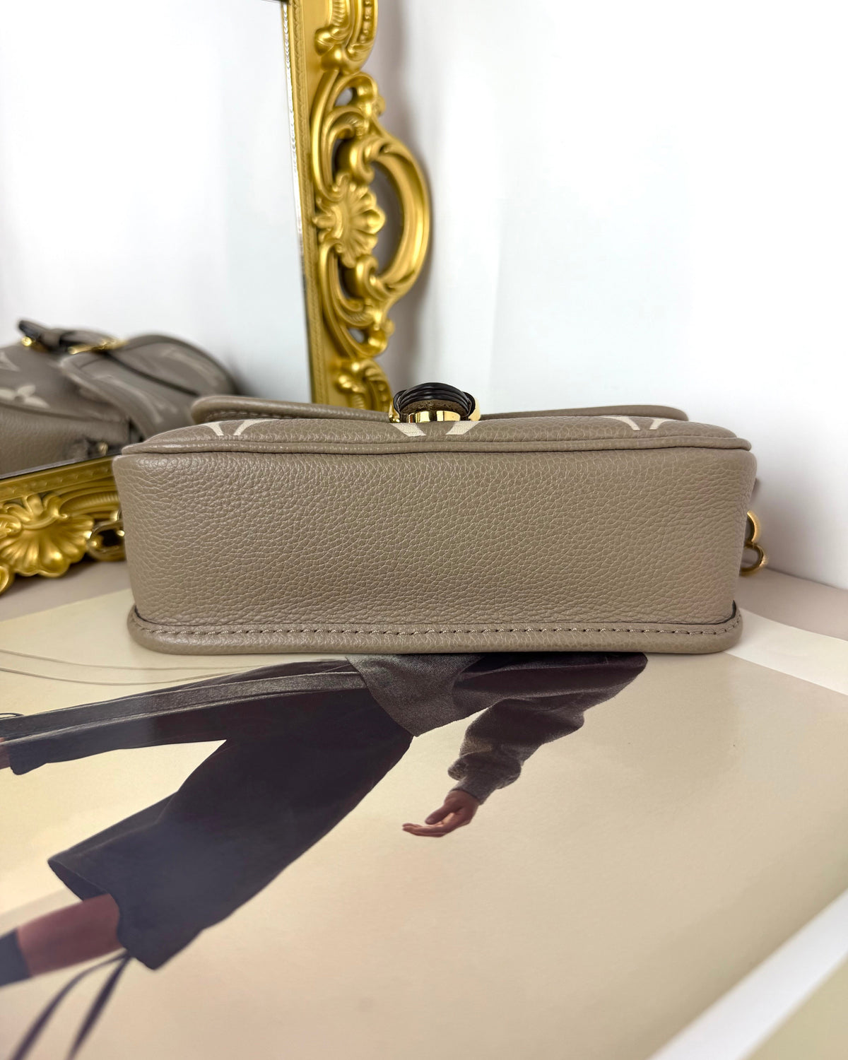 Louis Vuitton Nano Diane Bag - Tourterelle, Cream - View 5