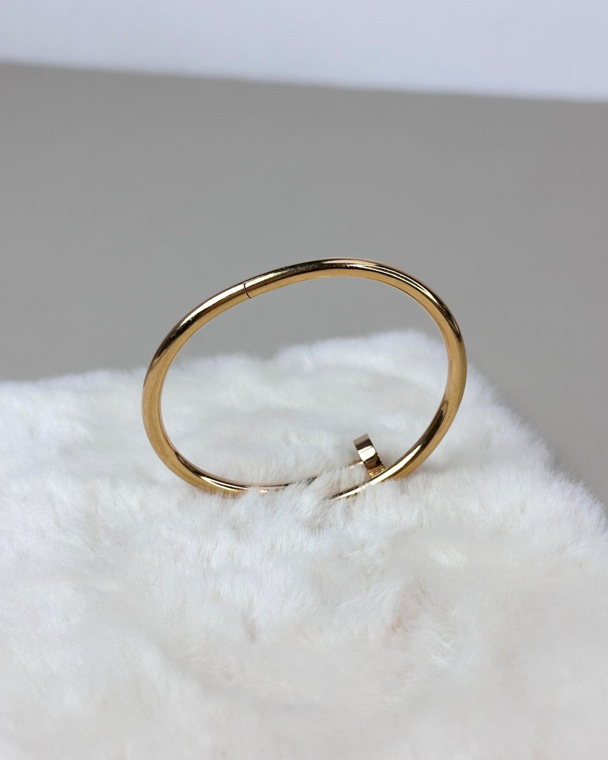 Cartier Juste un Clou - Yellow Gold - View 2