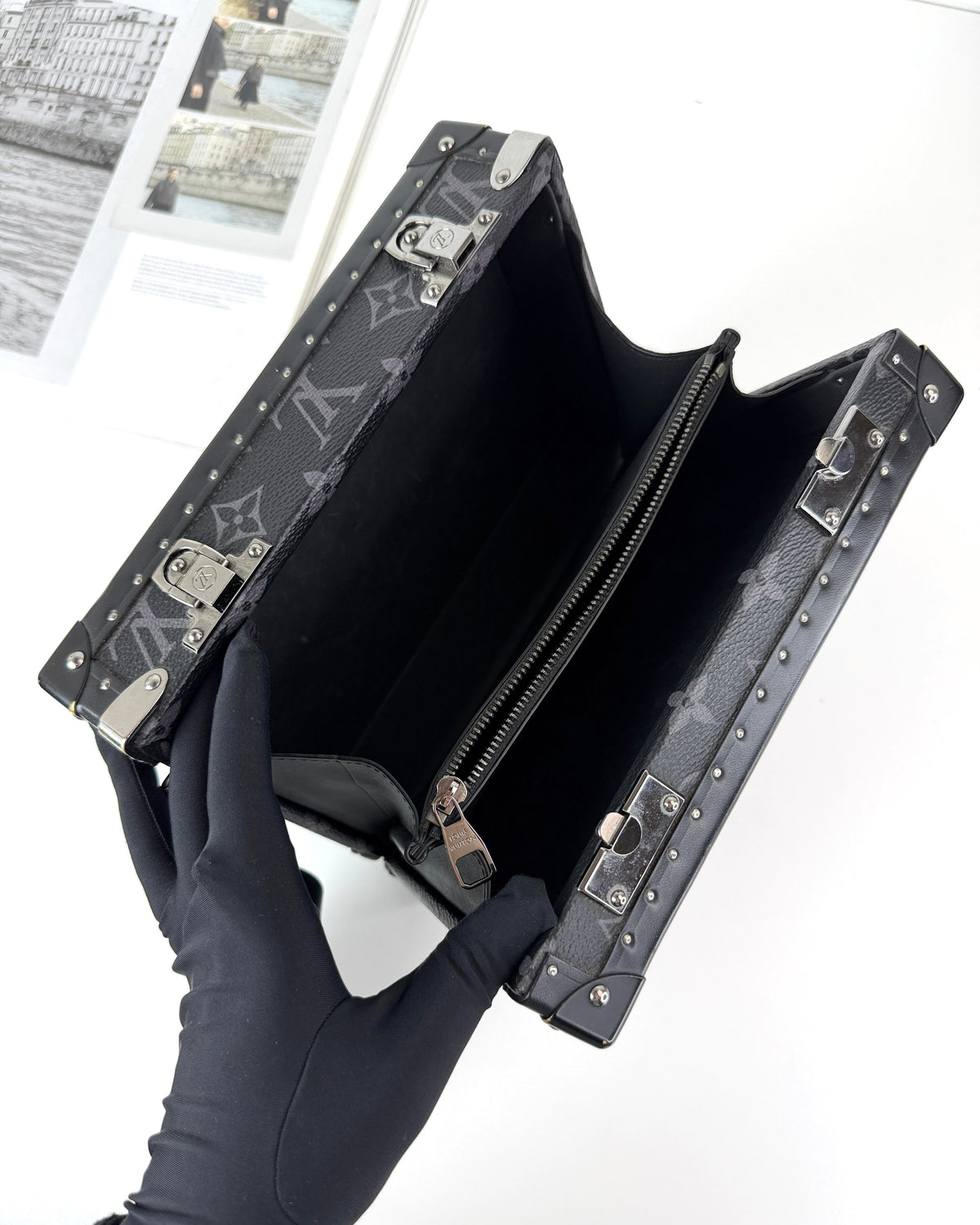 Louis Vuitton Clutch Box Handbag - View 7