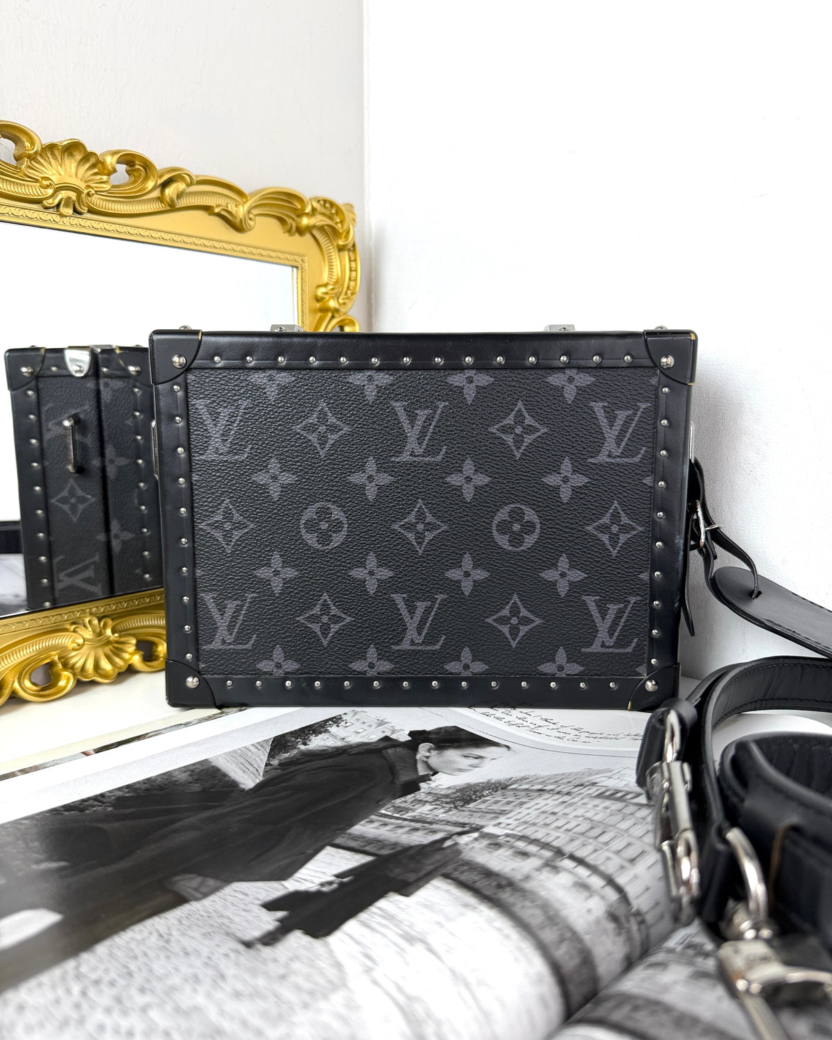 Louis Vuitton Clutch Box Handbag - View 2