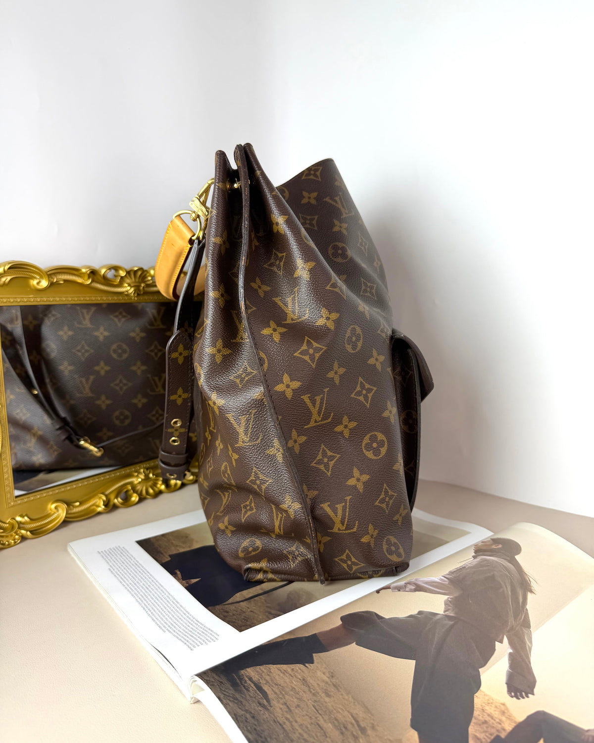 Louis Vuitton Metis Hobo - Brown - View 4
