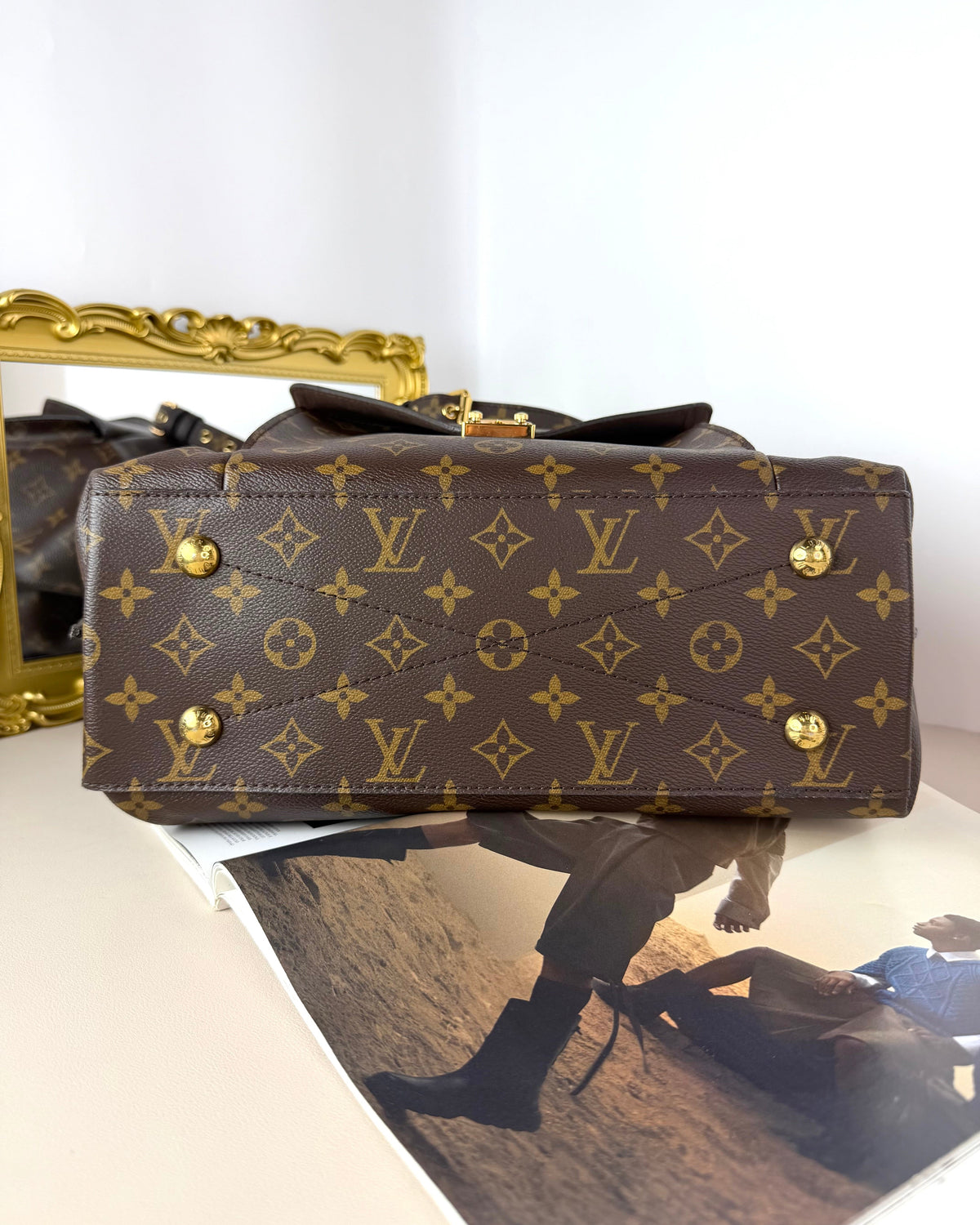 Louis Vuitton Metis Hobo - Brown - View 5