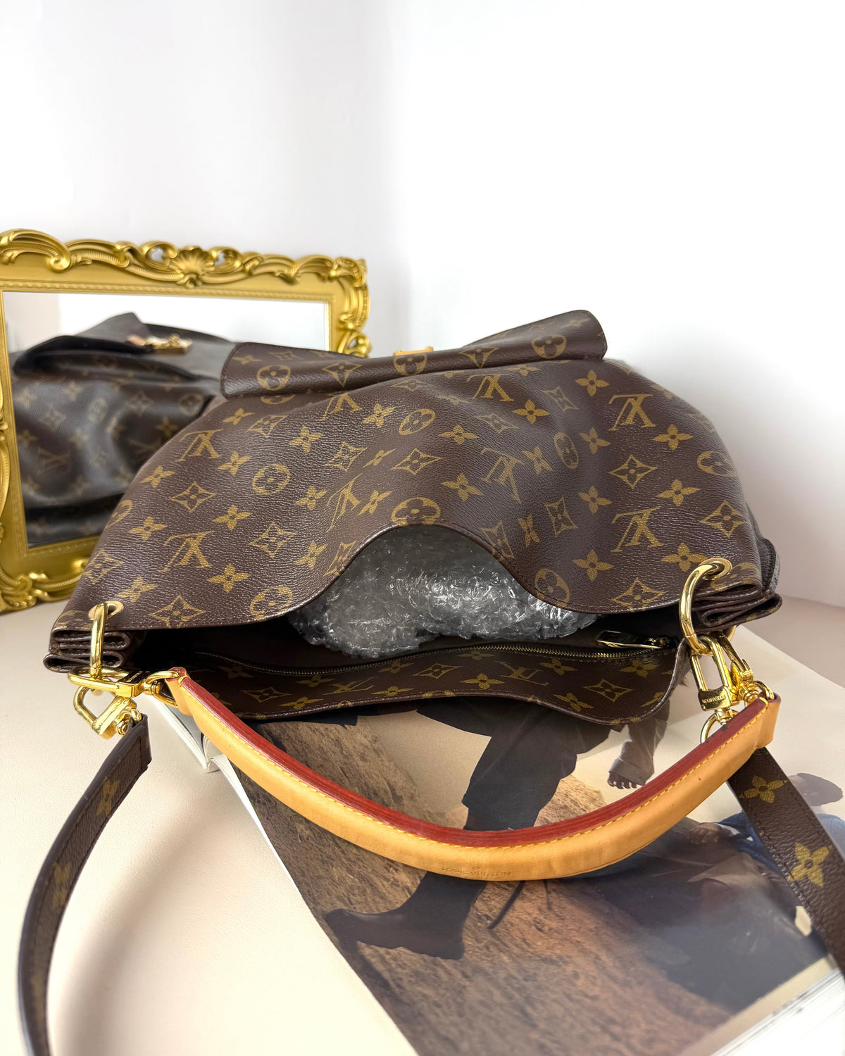 Louis Vuitton Metis Hobo - Brown - View 6