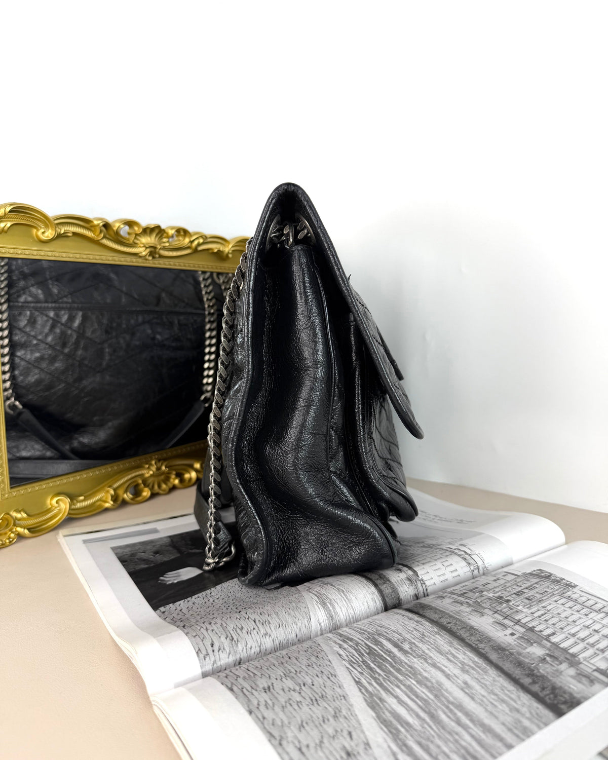 Saint Laurent Niki Medium in Vintage Leather Bag - Black - View 4