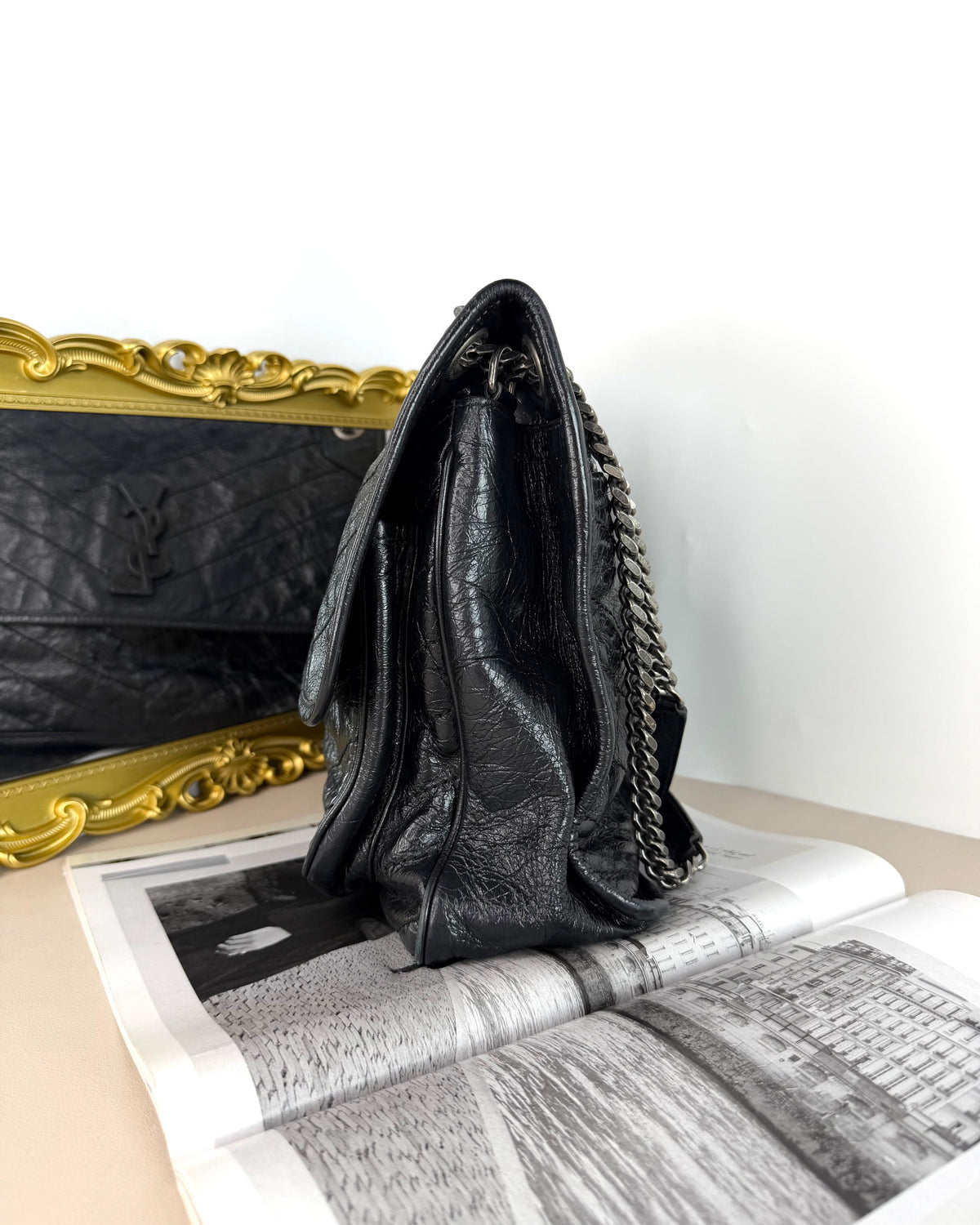 Saint Laurent Niki Medium in Vintage Leather Bag - Black - View 3