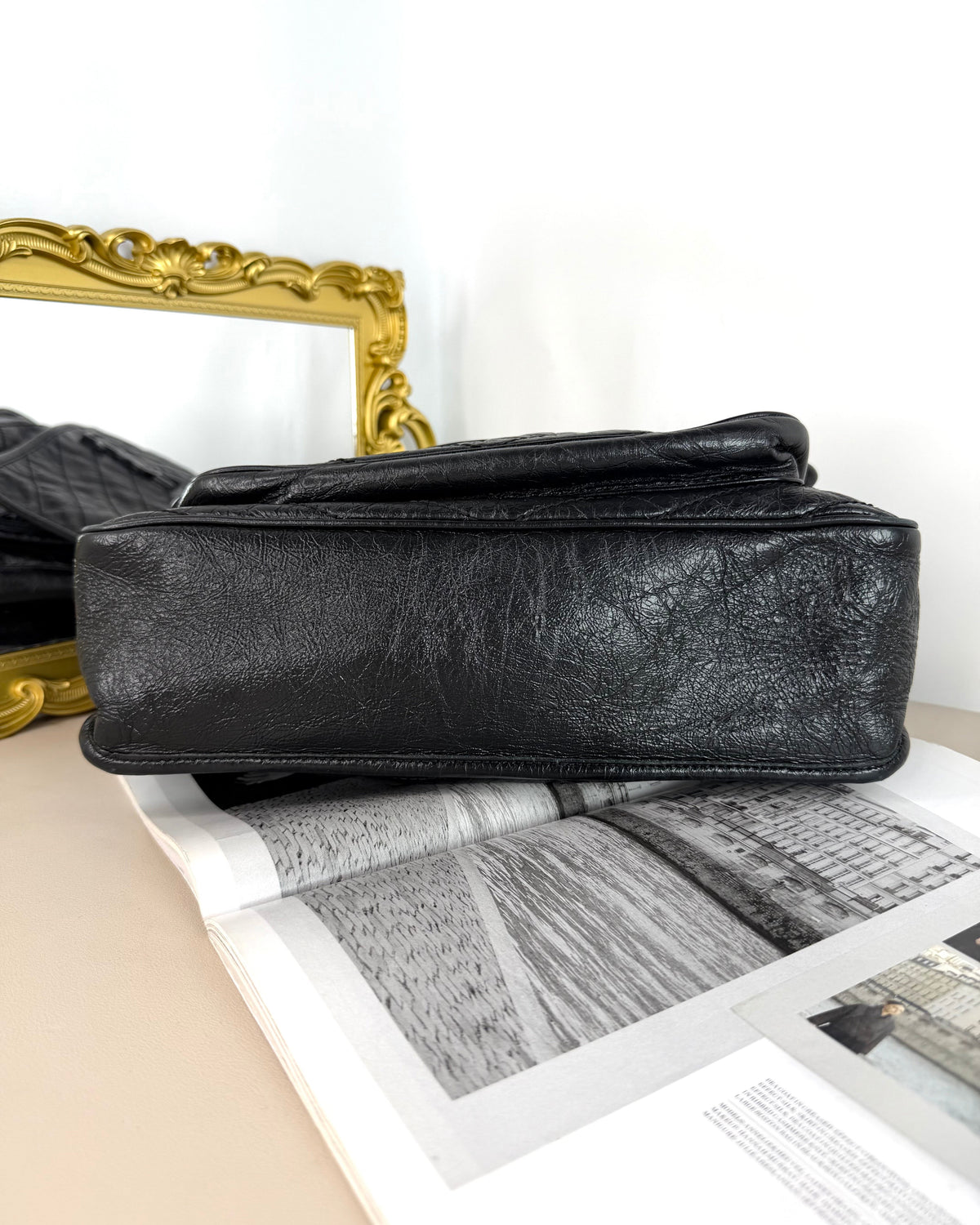 Saint Laurent Niki Medium in Vintage Leather Bag - Black - View 5