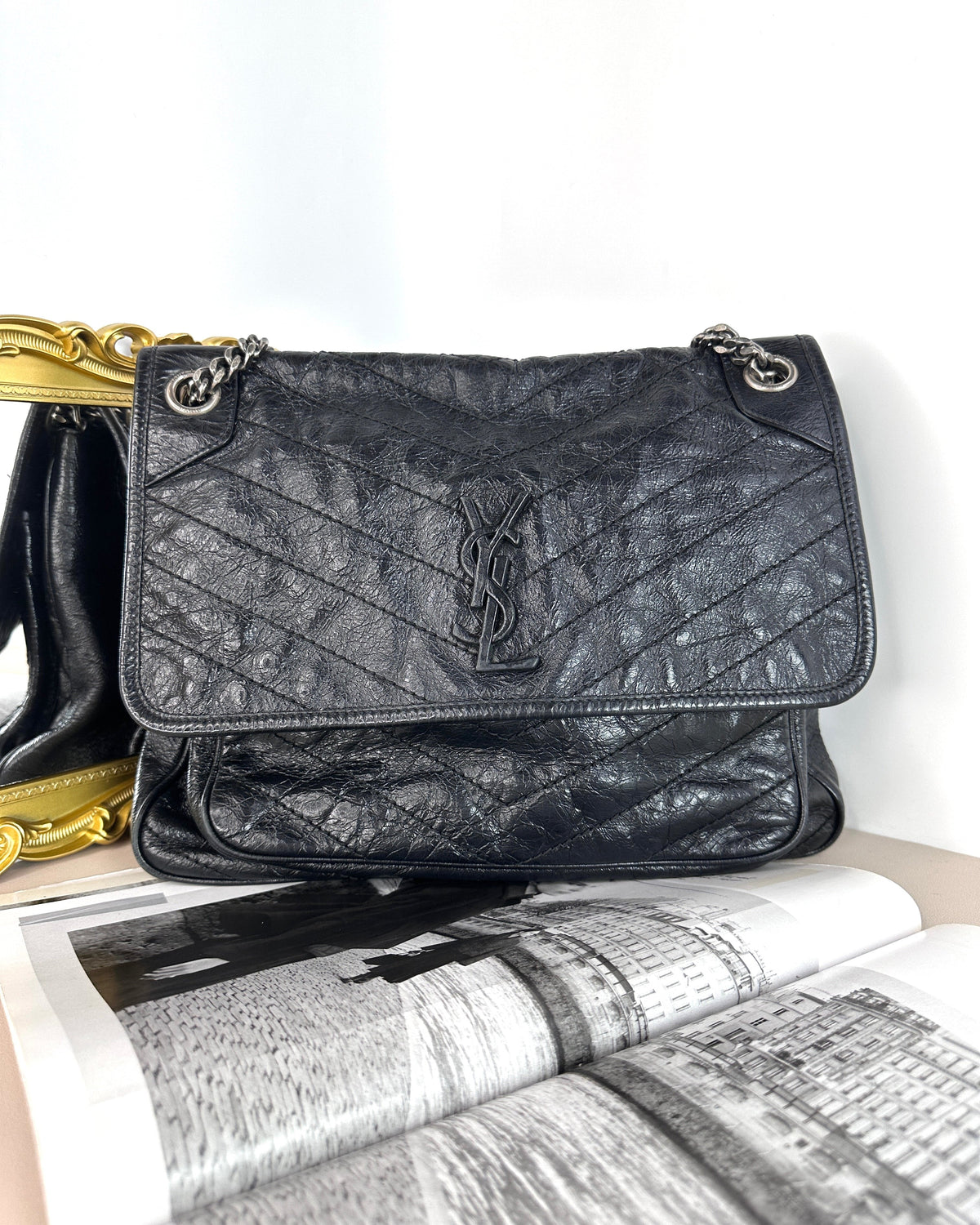 Saint Laurent Niki Medium in Vintage Leather Bag - Black - View 1