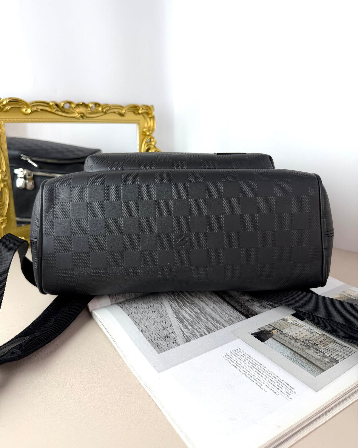 Louis Vuitton Avenue Backpack - Onyx Black - View 5