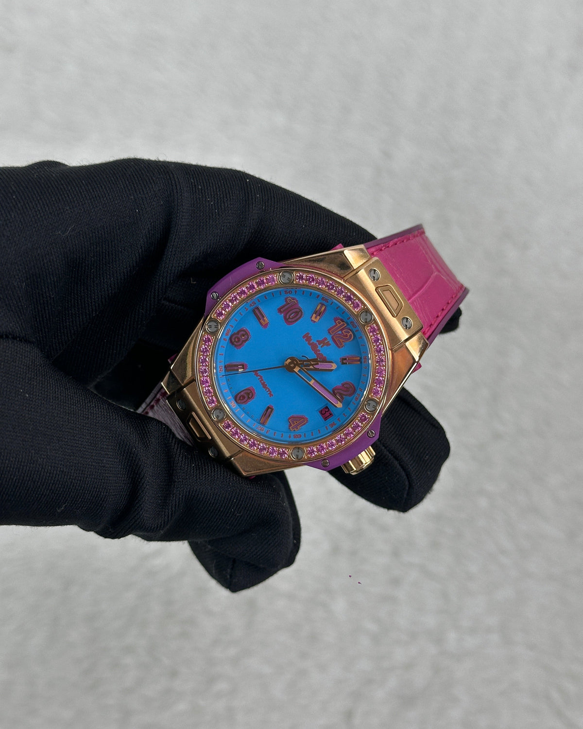 Hublot Big Bang One Click Watch - Rose Gold, Pink, Blue - View 3