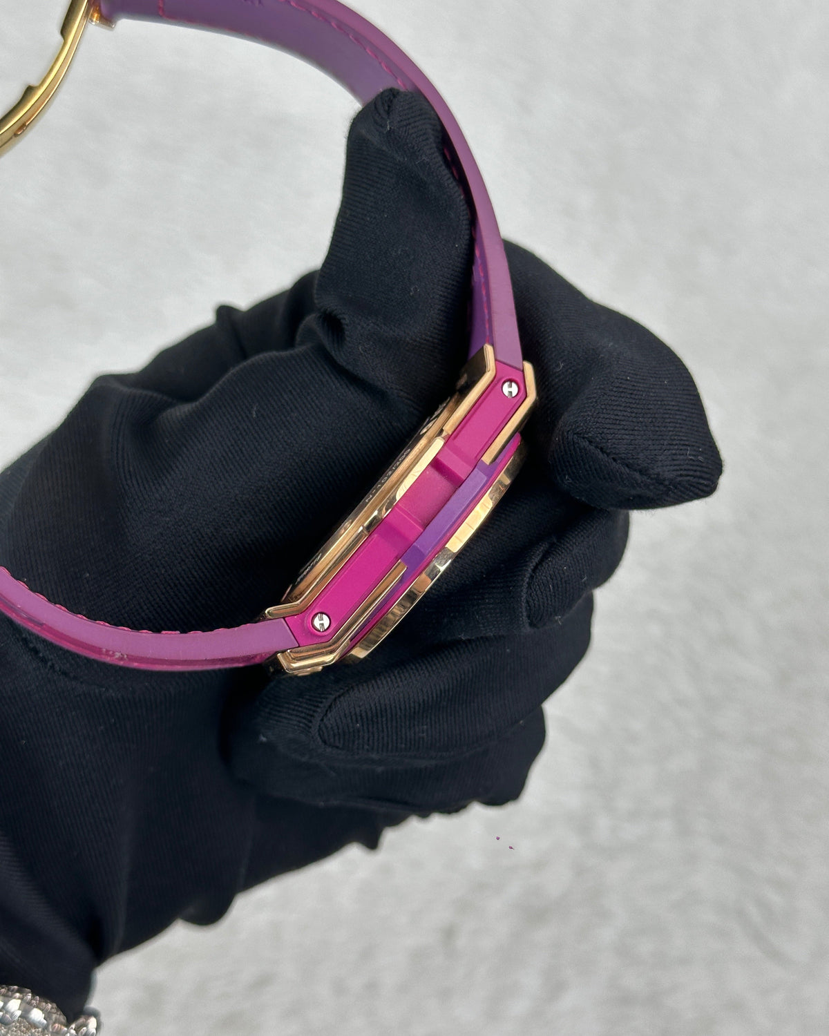 Hublot Big Bang One Click Watch - Rose Gold, Pink, Blue - View 6