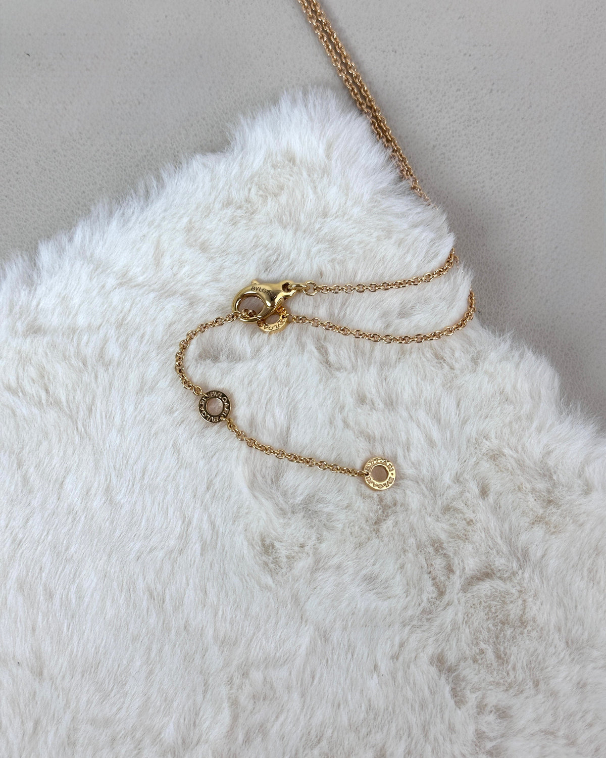 Bvlgari B.zero1 Necklace with pendant - Rose Gold - View 3