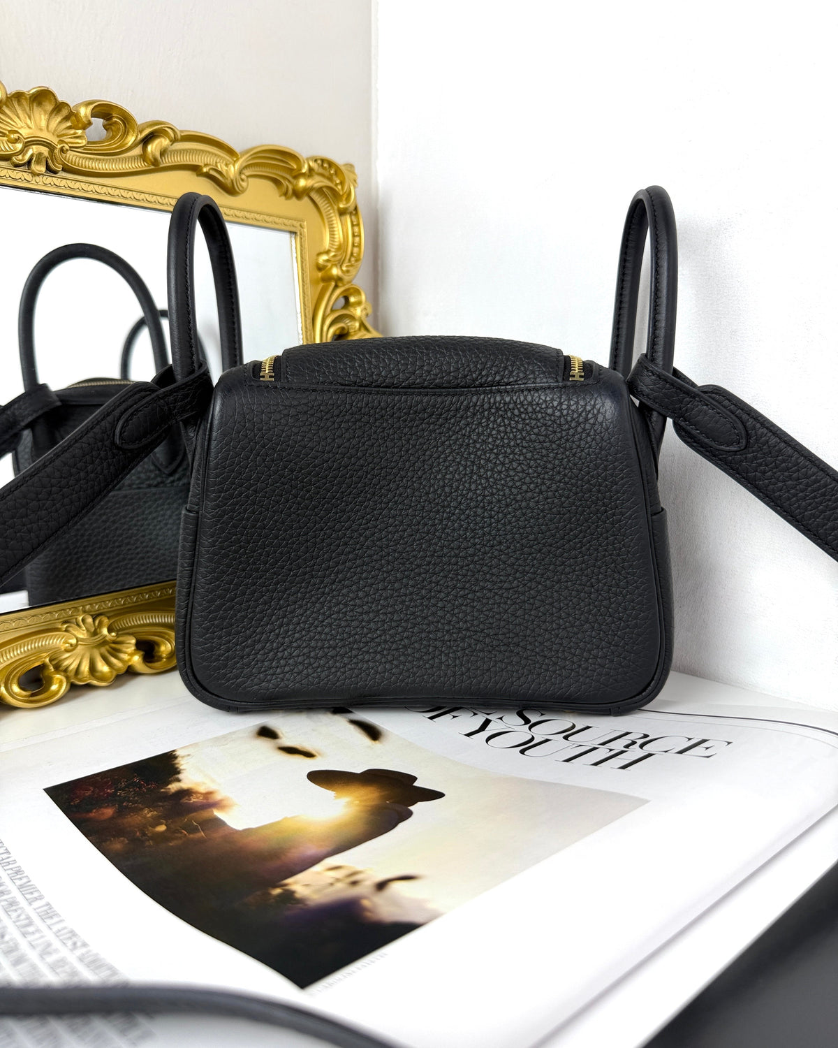 Hermès Mini Lindy Bag - Black - View 2
