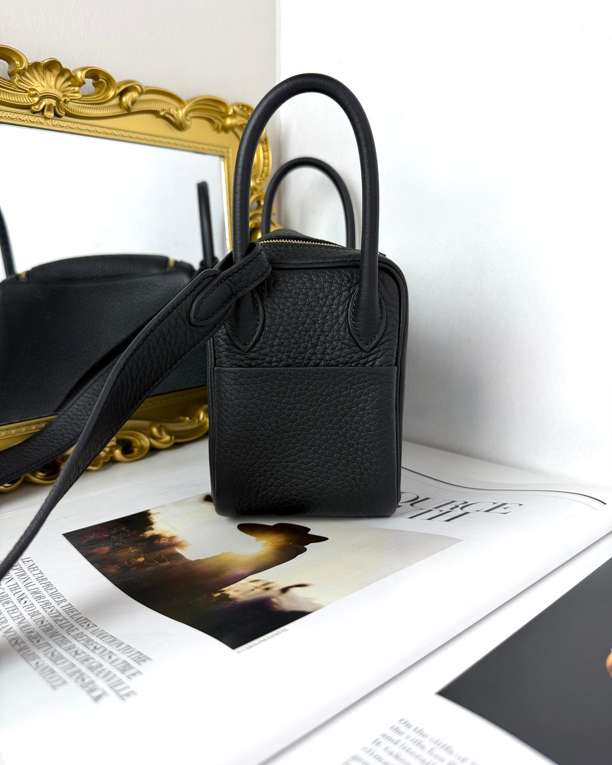 Hermès Mini Lindy Bag - Black - View 3