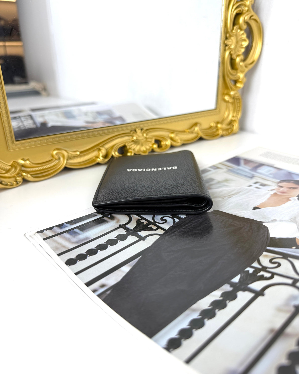 Balenciaga Cash Vertical Bifolded Wallet - Black, White Logo - View 3