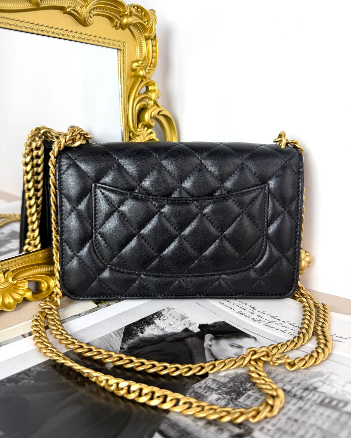 Chanel Classic Wallet on Chain - View 2
