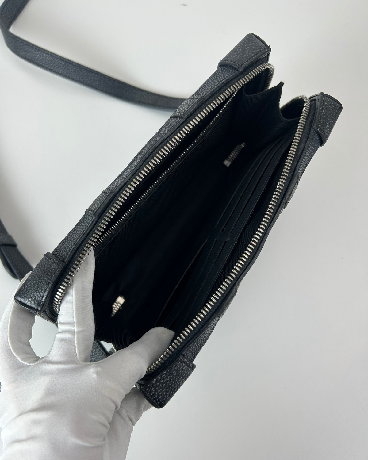 Louis Vuitton Soft Trunk Wallet - Black - View 7