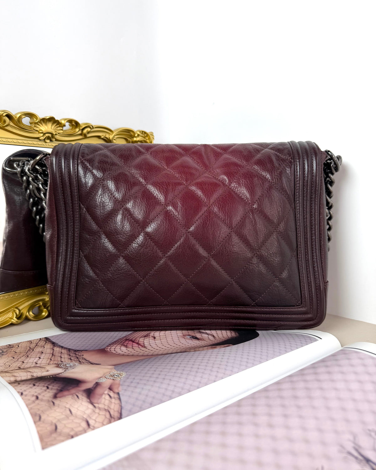 Chanel Boy Flap Bag New Medium - Burgundy Ombre - View 2