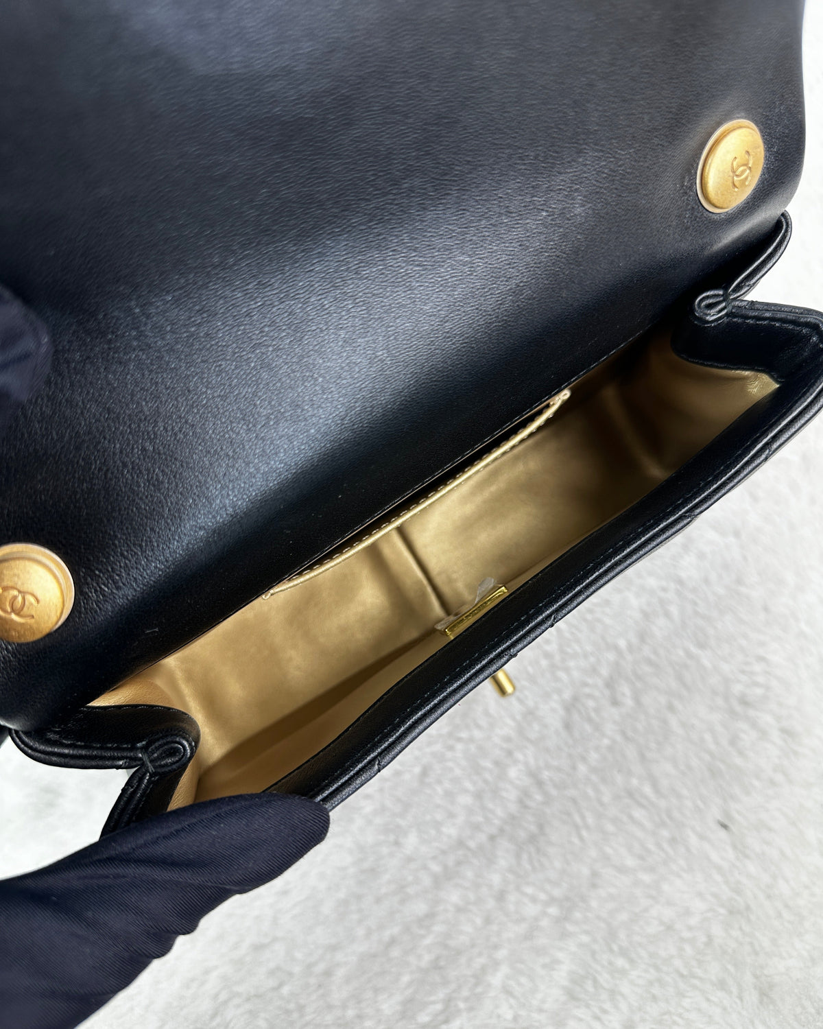 Chanel Flap Bag with Pearl - Black - View 6