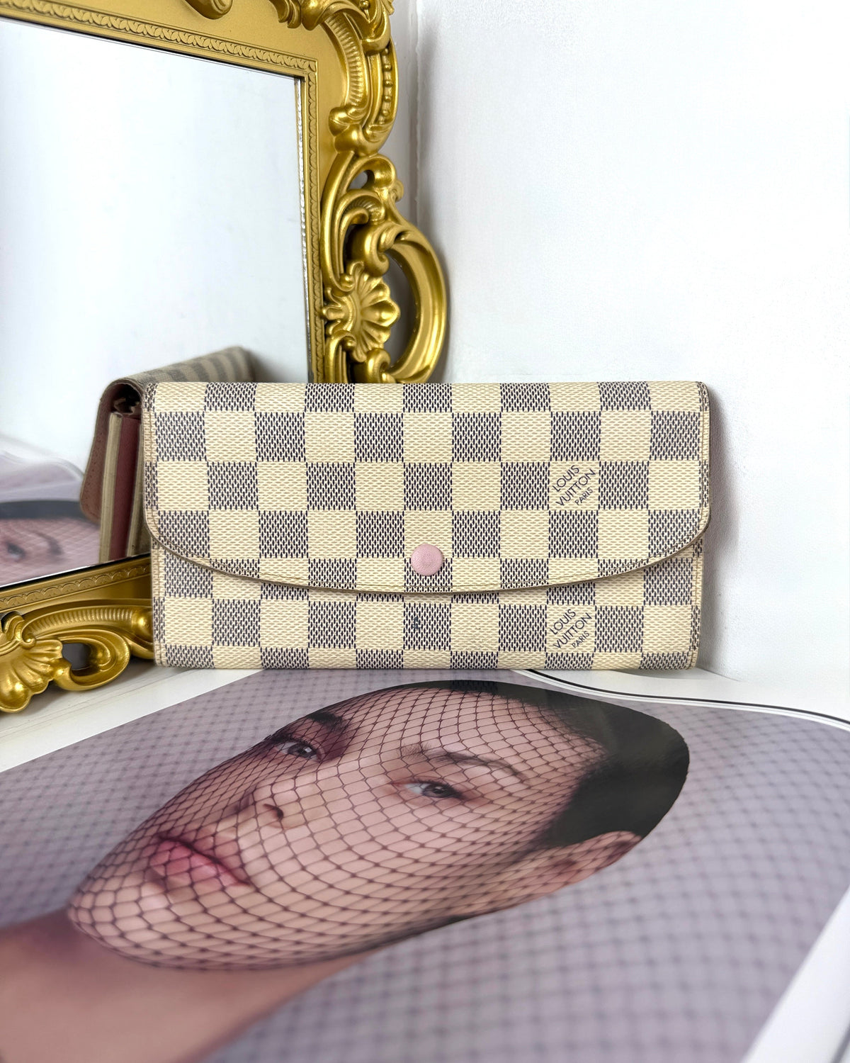 Louis Vuitton Emilie Wallet - Damier Azur, Rose Ballerine - View 1