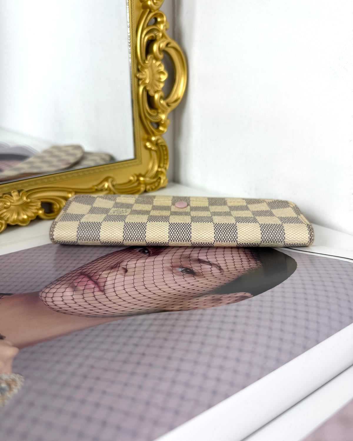 Louis Vuitton Emilie Wallet - Damier Azur, Rose Ballerine - View 6
