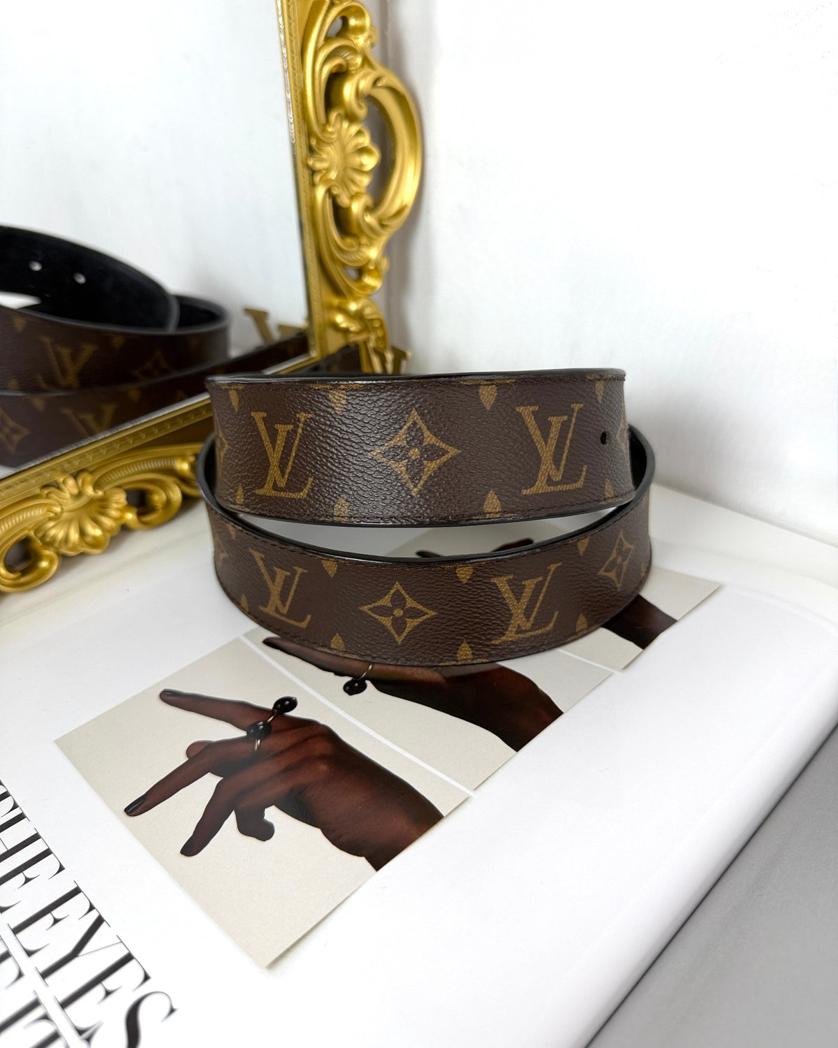 Louis Vuitton Initiales Reversible Belt - Marron, Black - View 3
