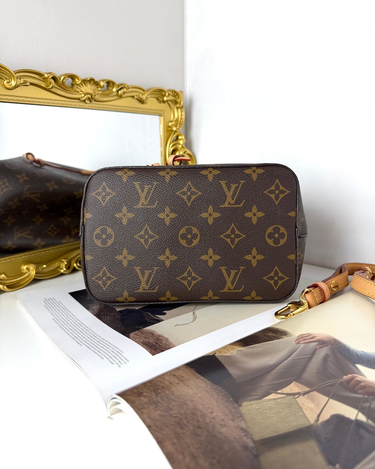 Louis Vuitton Néonoé BB Bag - Monogram - View 5