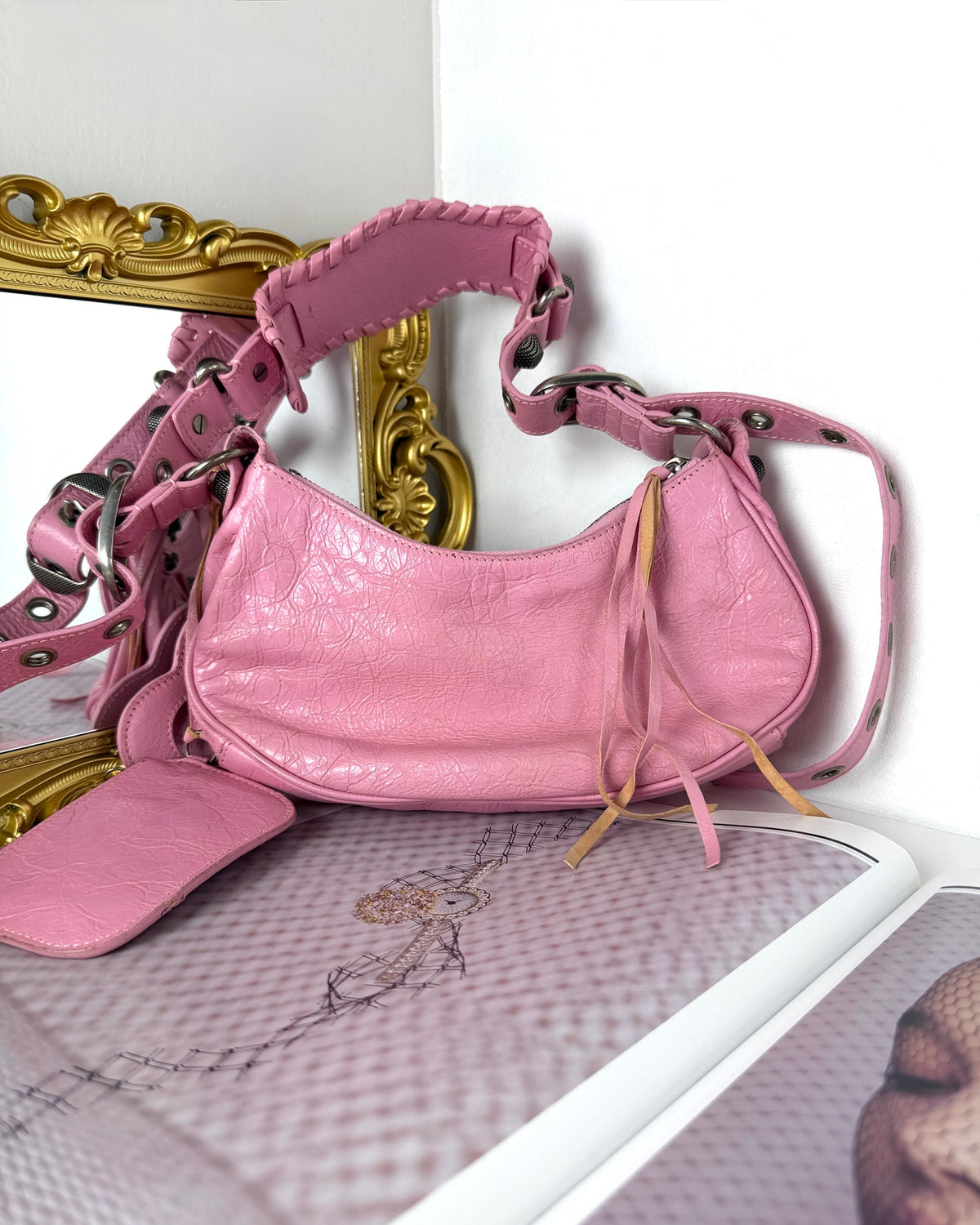 Balenciaga Le Cagole XS Shoulder Bag - Light Pink - View 2
