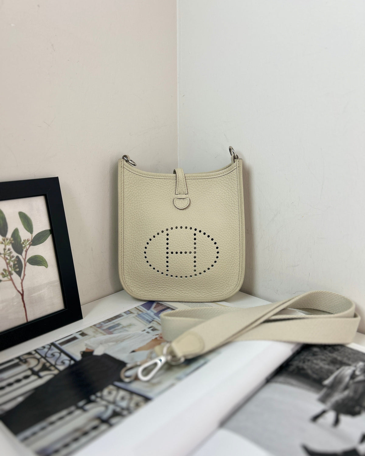 Hermès Evelyne 16 Bag - Craie, Palladium Hardware - View 1
